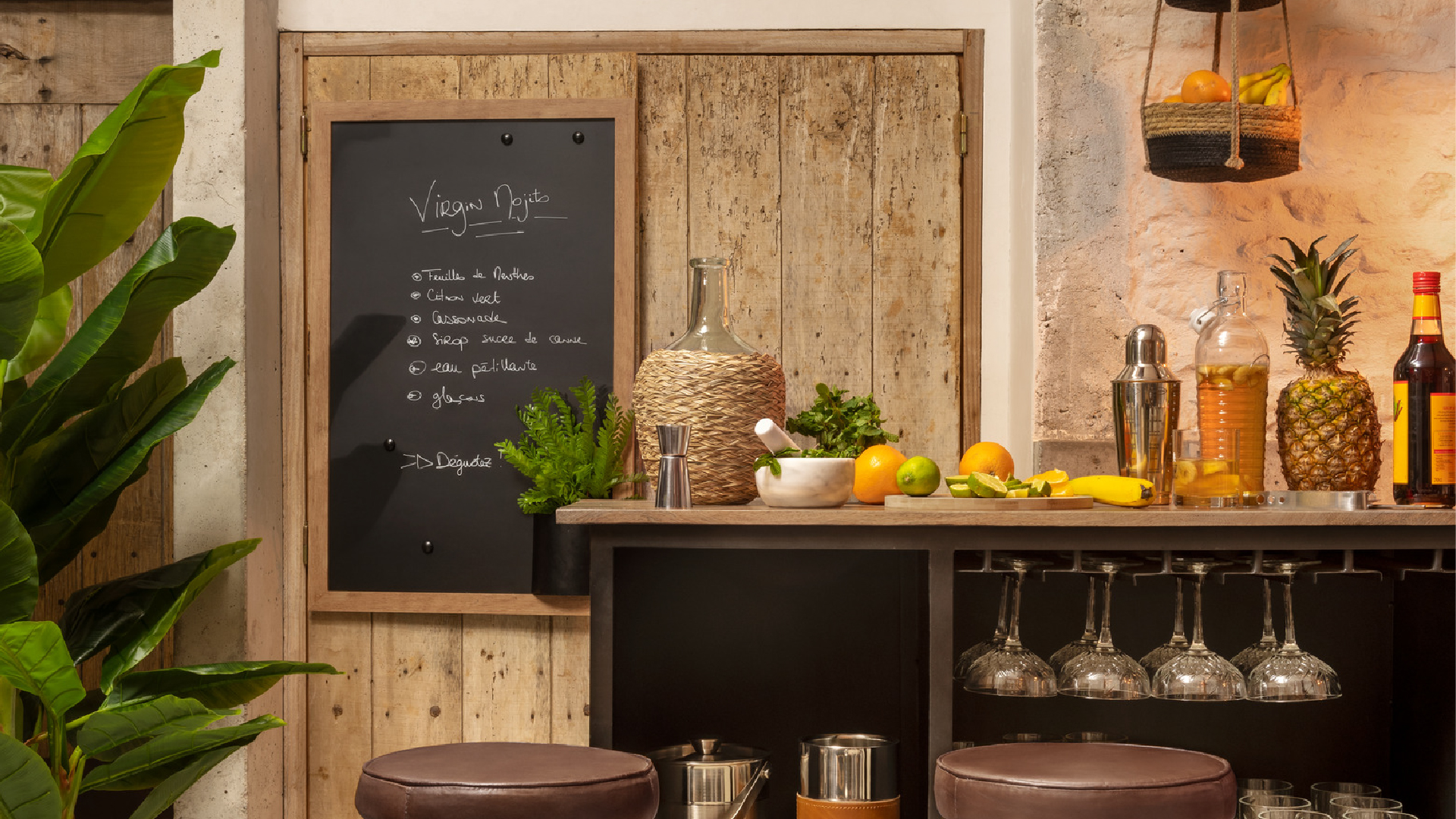 /on/demandware.static/-/Sites-homa-storefront-pt/default/dwfc4cb606/Cozinha_Acessórios de bar _20240124 textos SEO páginas categorias.jpg